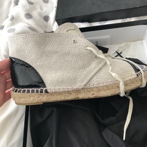 HIGH TOP CHANEL ESPADRILLES - Picture 3 of 4